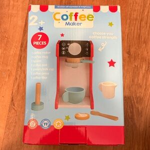 NWT Play Right Coffee Maker 7 Piece Playset Ages 2+